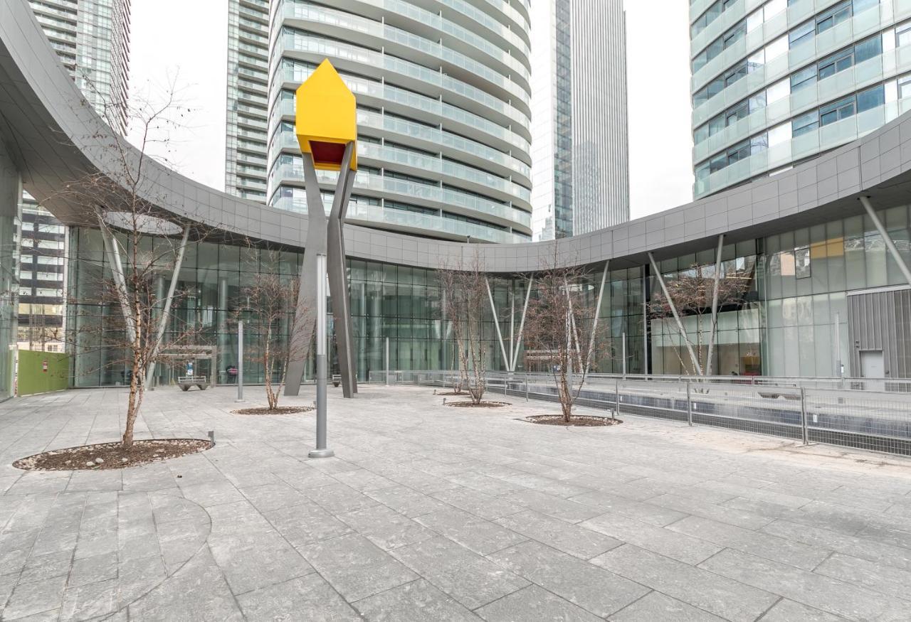 Marvelous Apartments In The Heart Of Toronto Exterior foto
