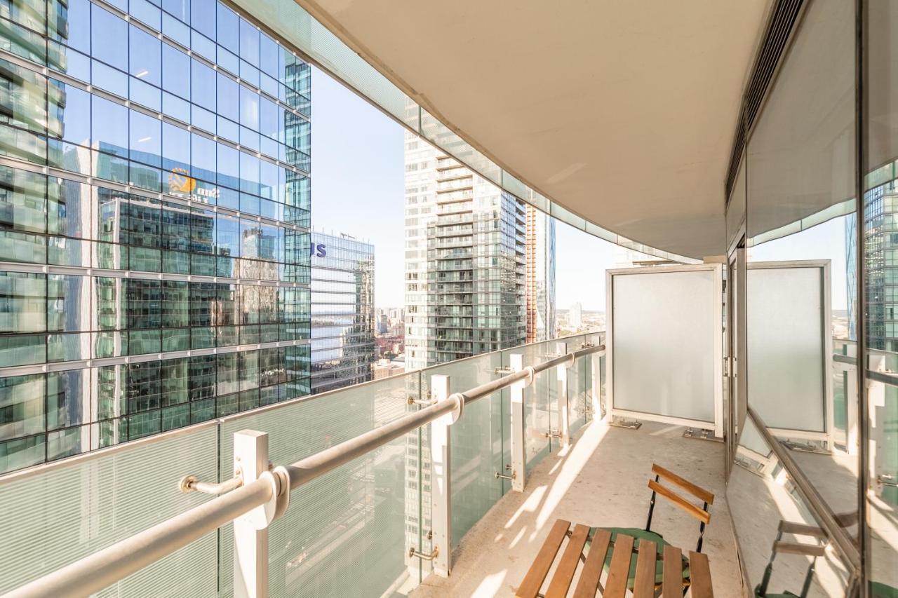 Marvelous Apartments In The Heart Of Toronto Exterior foto